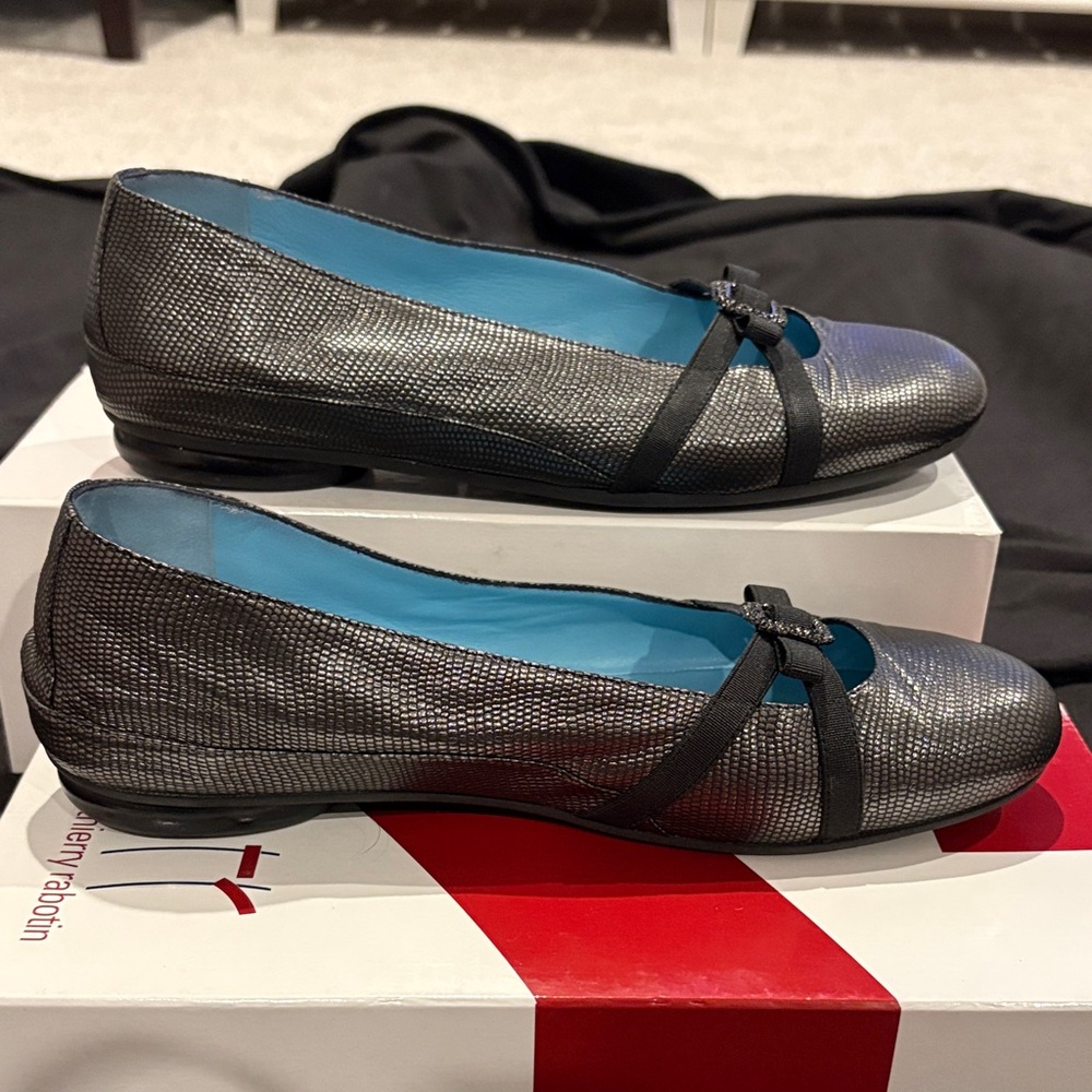 Thierry Rabotin Textured Black Heels